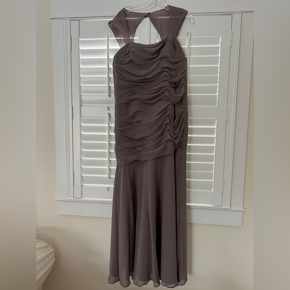 Elegant Taupe Ruched Chiffon Wedding Guest Dress